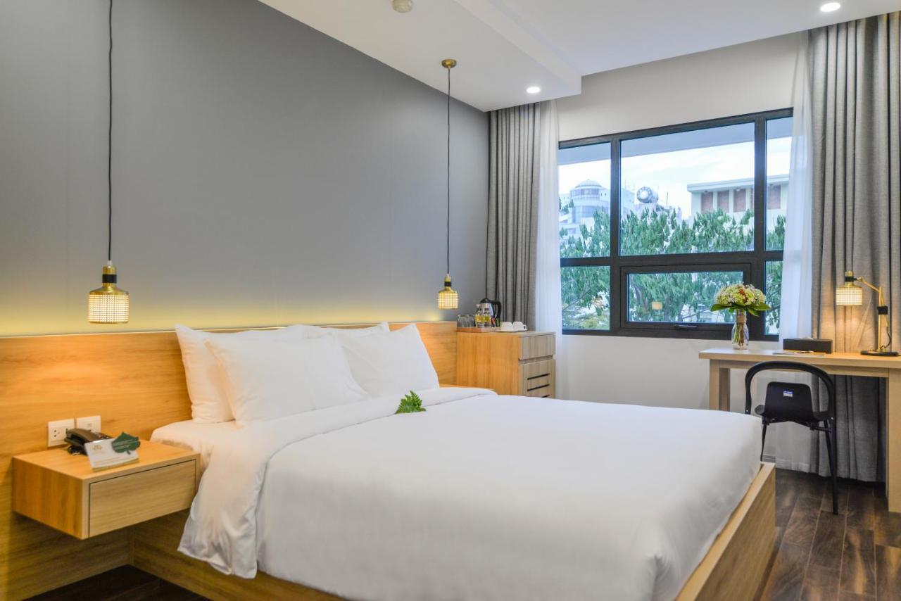 Magnolia Hotel Дананг Экстерьер фото