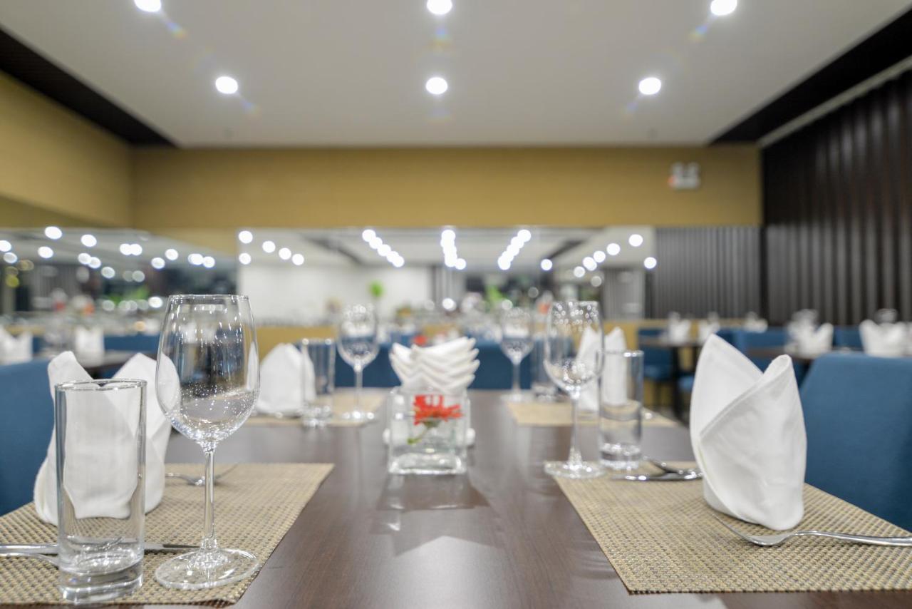 Magnolia Hotel Дананг Экстерьер фото